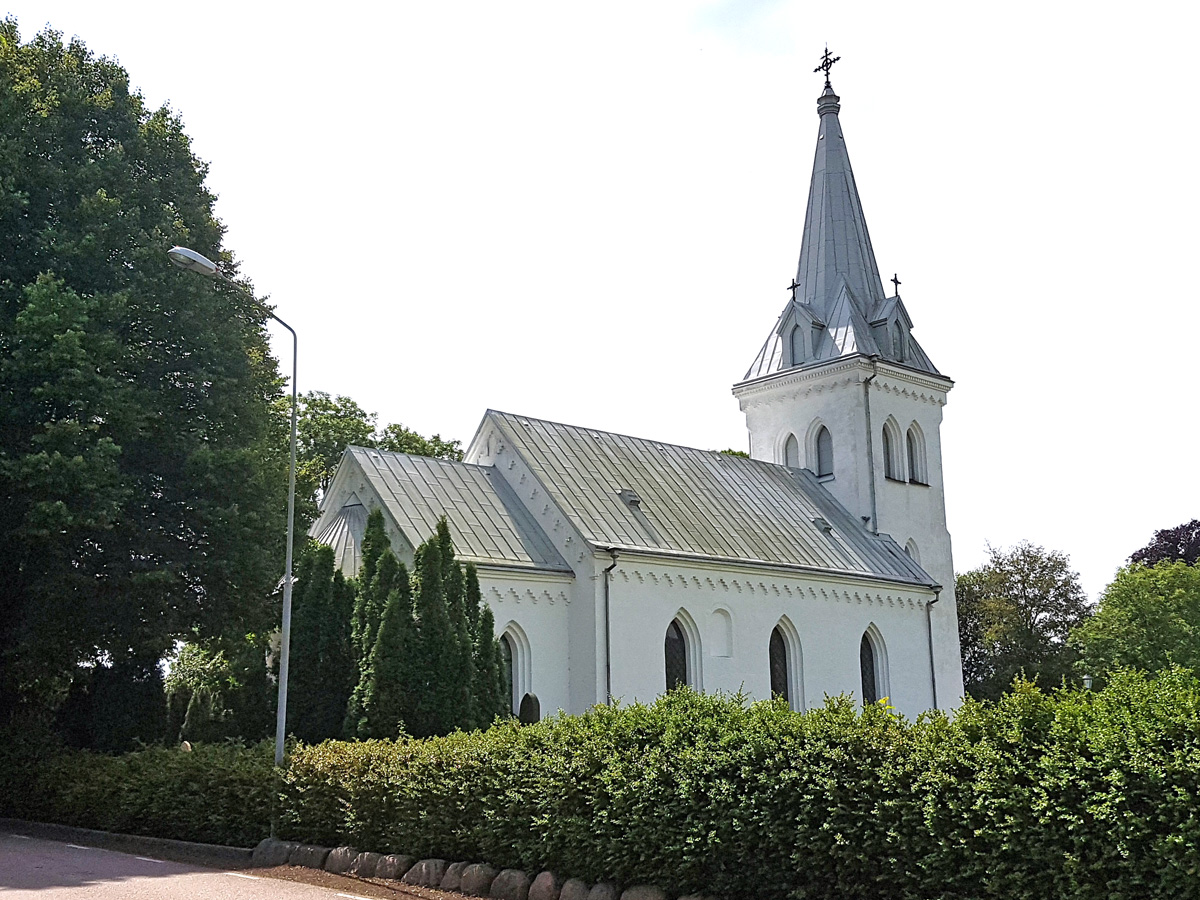 Stångby Church to the north from Lund