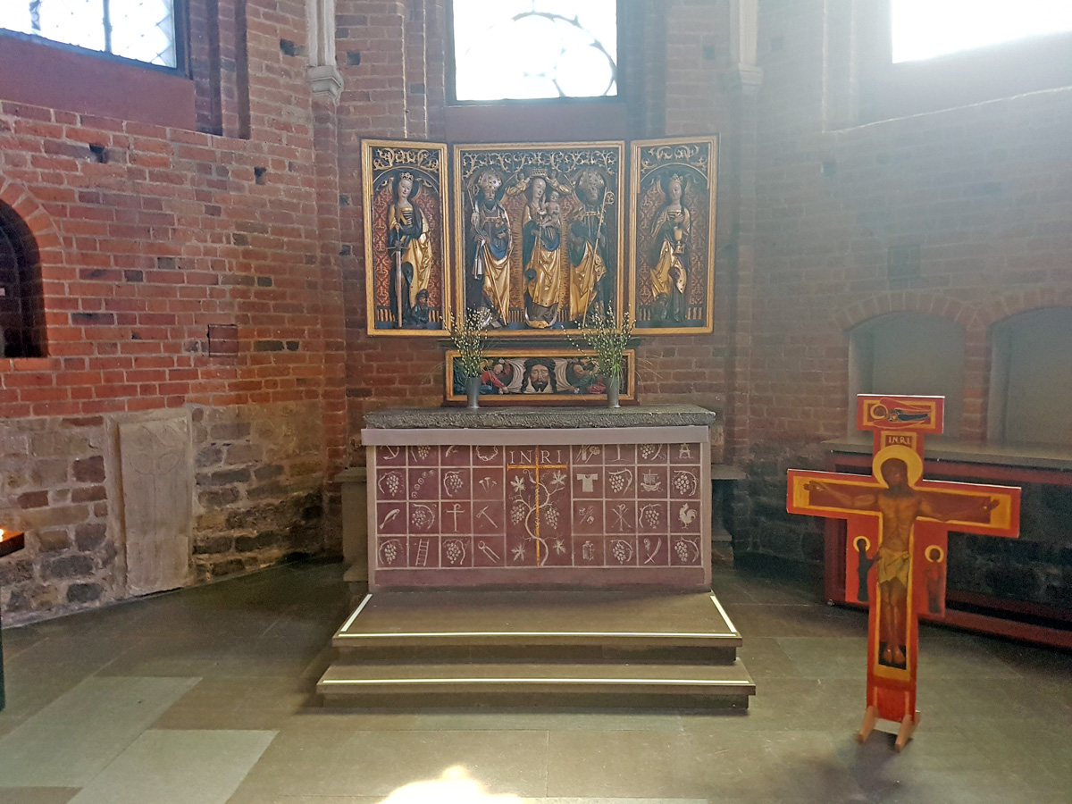 The altar with the altarpiece in the Cloister church in Lund
