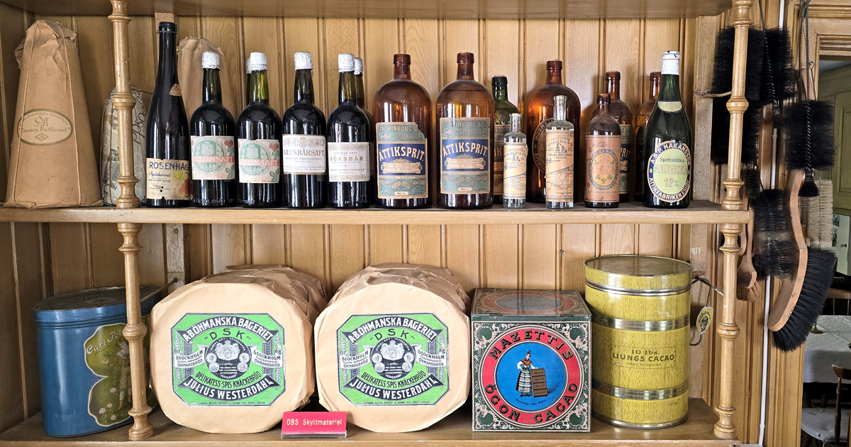 Some of the bottles for vinegar, and packaging for crispbread and cocoa in Hökeriet in Lund