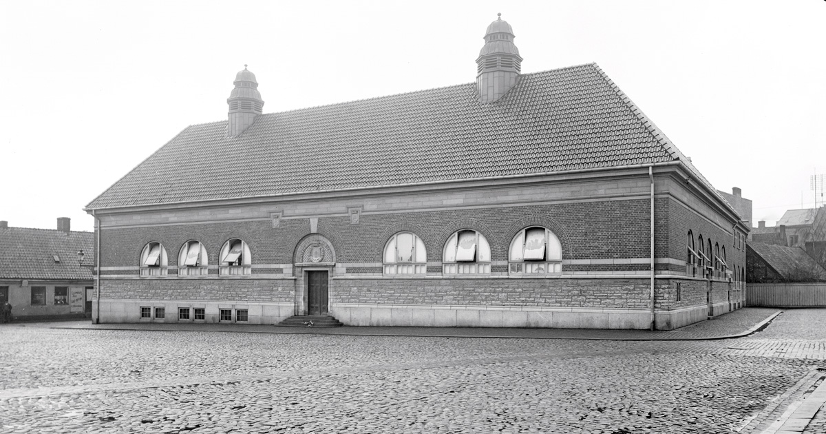 The Lund Market Hall in the 1910s, a few years after its opening