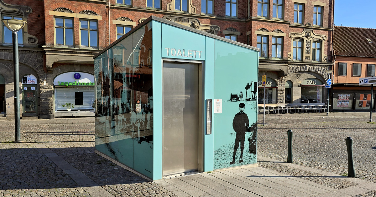 A public toilet in the center of Lund